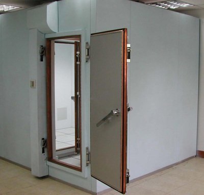 屏蔽機房建設價格是根據什么計算的？